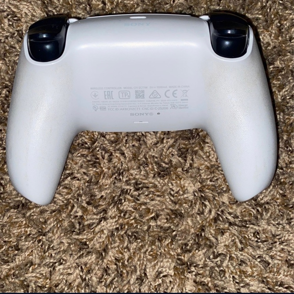 Ps5 - Picture 6 of 6